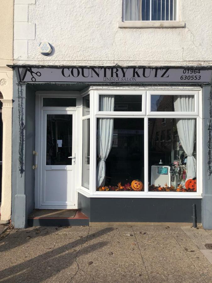 Number One - Fully Equipped Self Catering Four Bedroom House Next To Dunedin, 15 Mins To Spurn, 20 Mins To Saltend, 12 Mins To Easington Patrington Екстер'єр фото